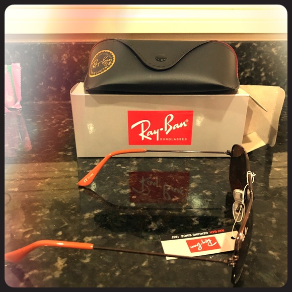 Ray-Ban Accessories - Ray Ban brown sunglasses brand new